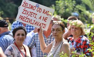 Foto: A.K./Radiosarajevo.ba / Štrajk radnika firme "Zrak"